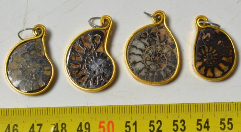 4 db hematitos ammonitesz medál